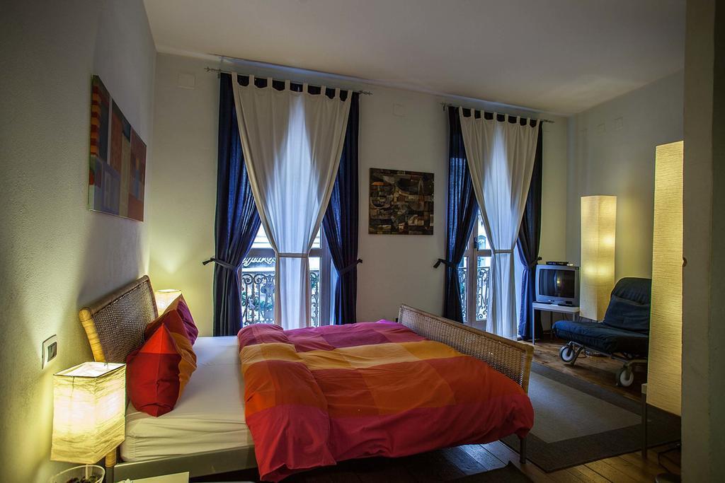 Studio Apartments Centro Storico Via Manno Cagliari Exteriör bild