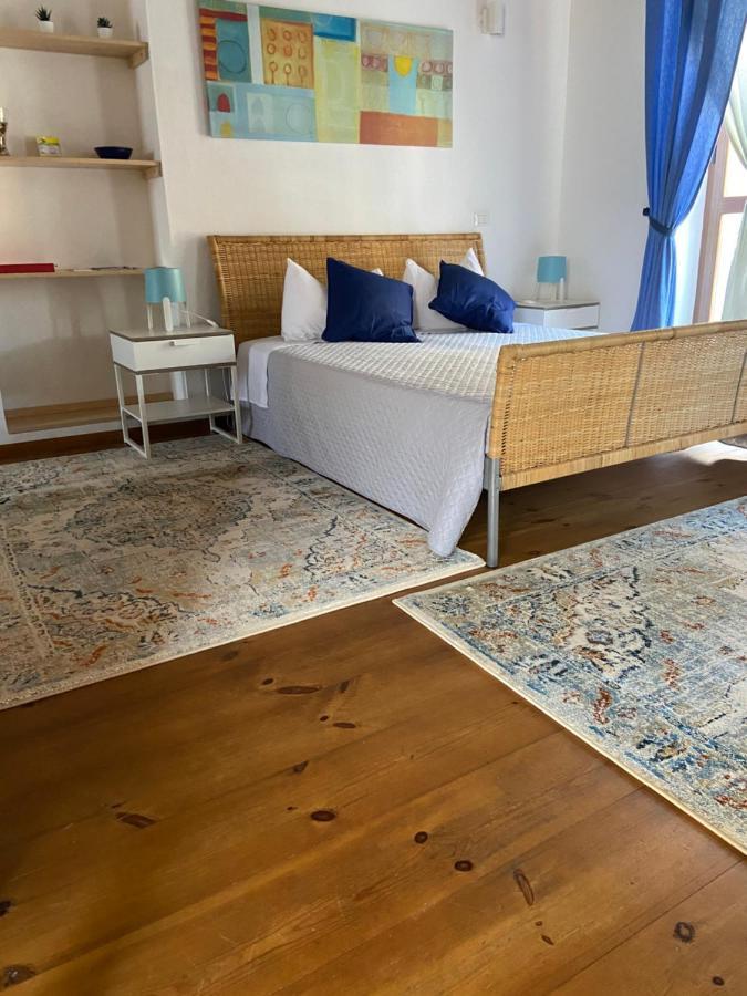 Studio Apartments Centro Storico Via Manno Cagliari Exteriör bild