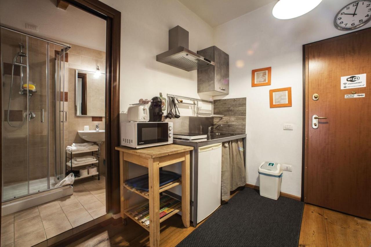 Studio Apartments Centro Storico Via Manno Cagliari Exteriör bild