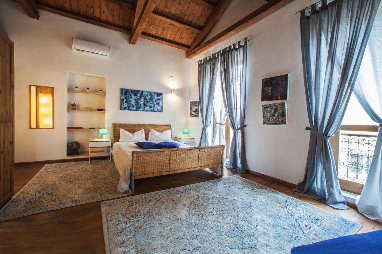 Studio Apartments Centro Storico Via Manno Cagliari Exteriör bild