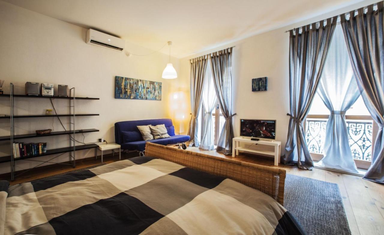 Studio Apartments Centro Storico Via Manno Cagliari Exteriör bild