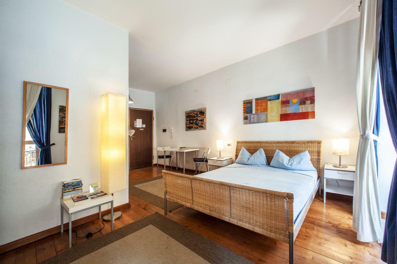 Studio Apartments Centro Storico Via Manno Cagliari Exteriör bild